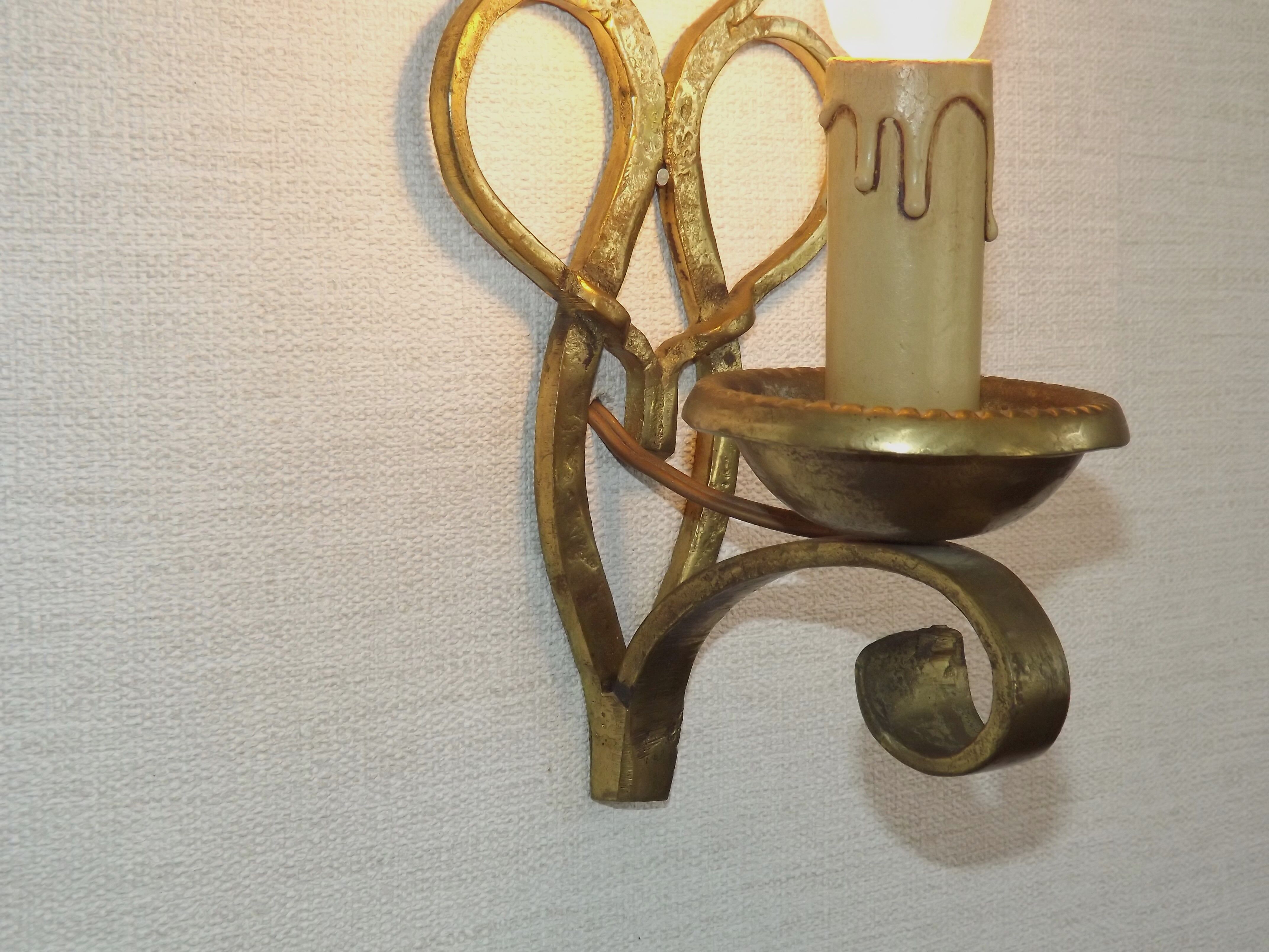 French Vintage Brass Hand Made Single Wall Light Scrolled Open Backplate