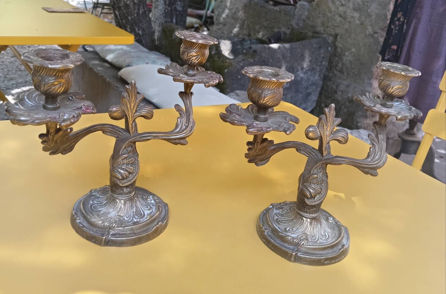 Paire de chandeliers en bronze doré