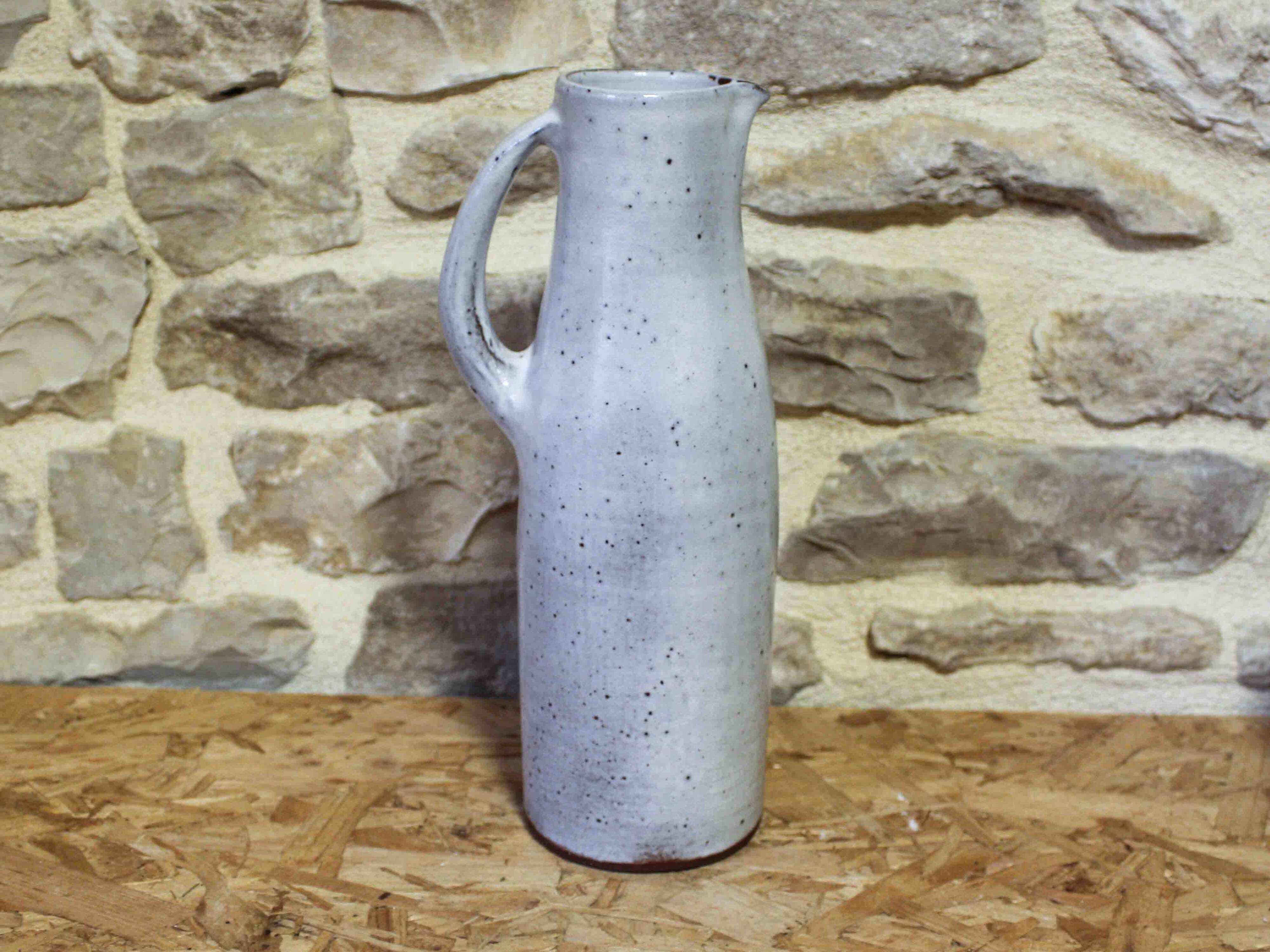 Large enamelled stoneware jug