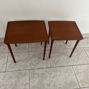 2 tables gigognes en bois pied moulé