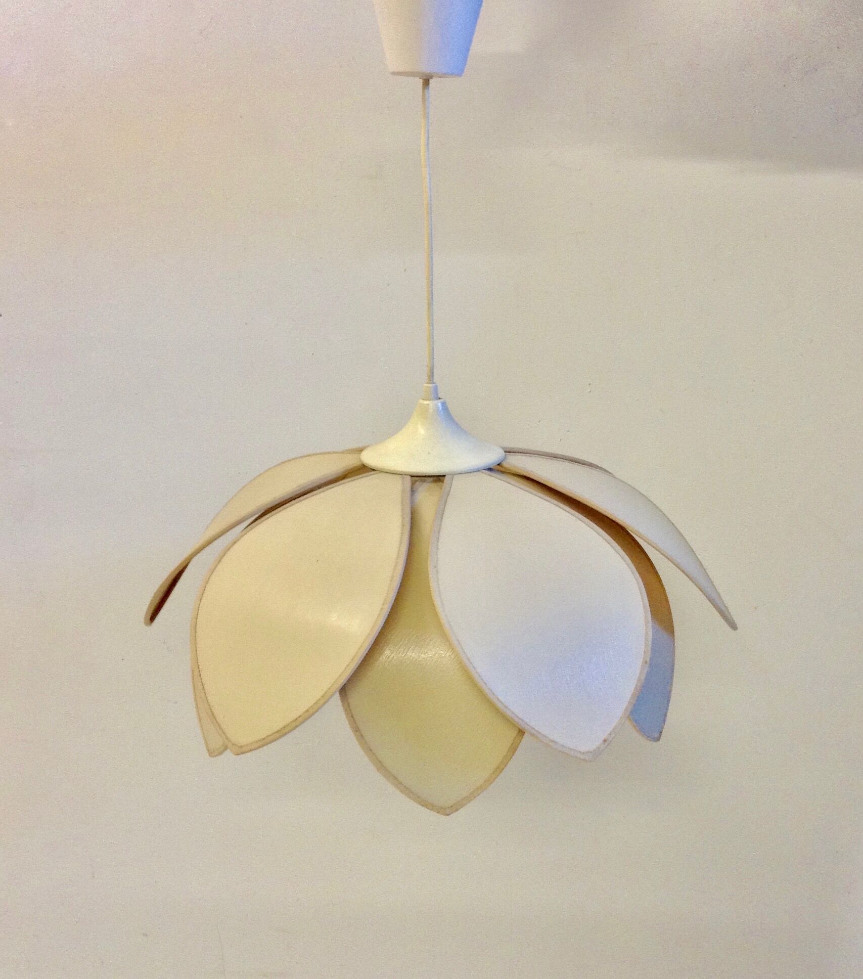 Flower hanging lamp