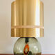 Lampe de salon pied en verre et abat-jour en laiton, Italie années 70