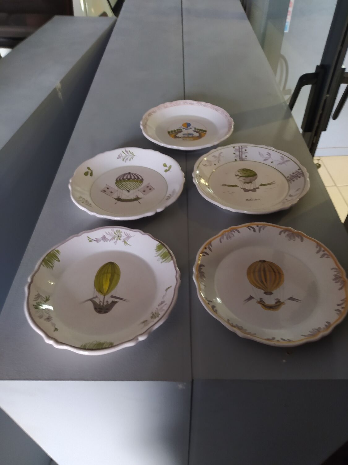 Lot 5 assiettes