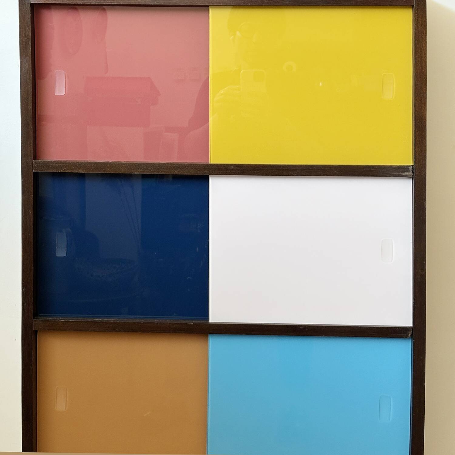 1960s bookcase in multi-colored tinted glass – Modular design