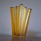 Star shaped vase