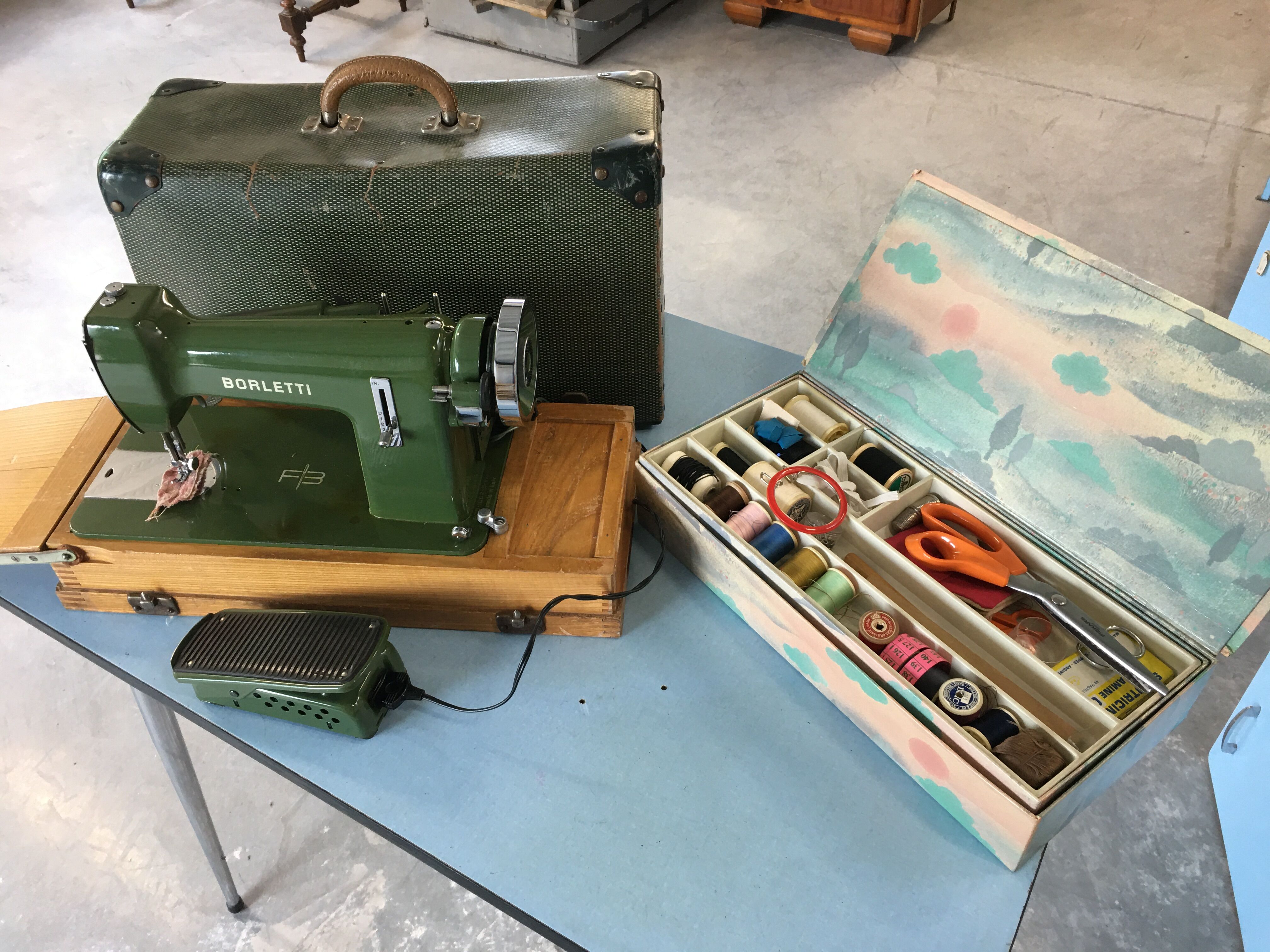 Machine à coudre Borletti