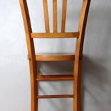 Chaise en bois vintage