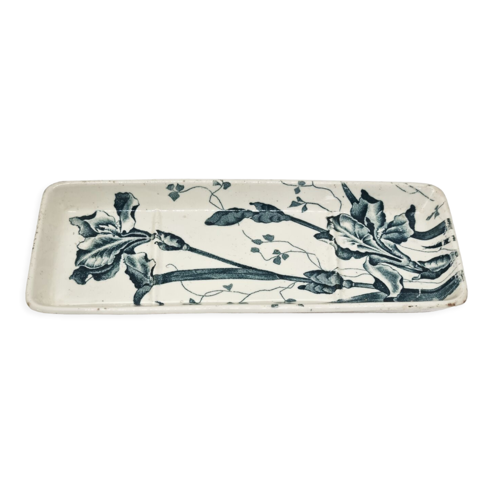 Iron earth toilet accessory