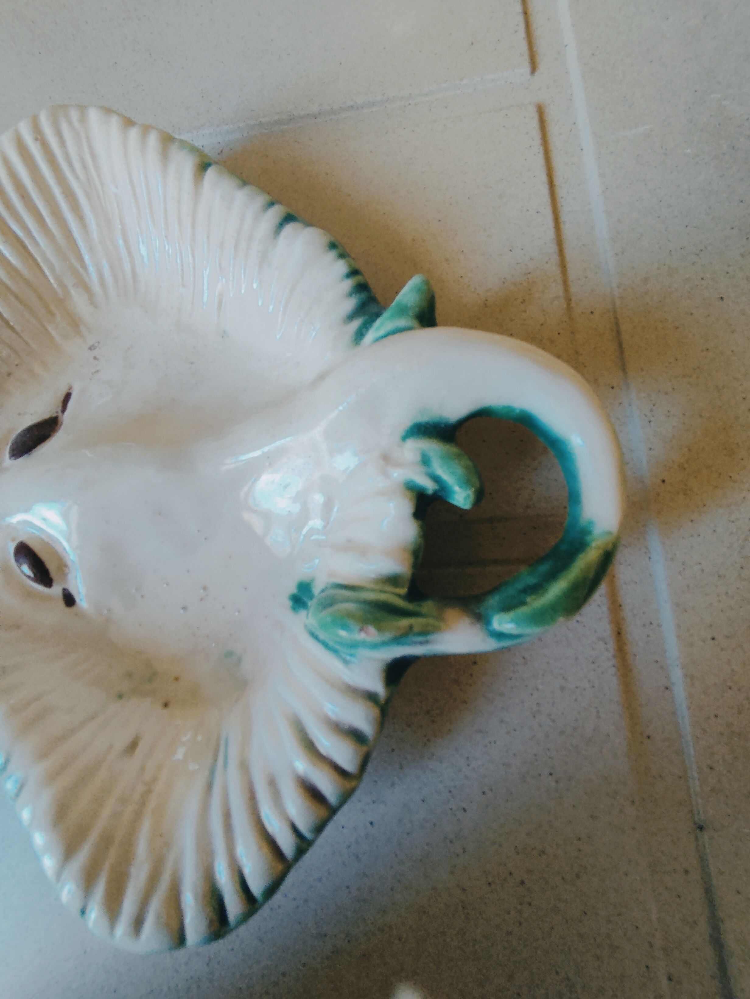 Small cup shaped ceramic line