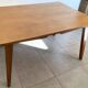 Table de repas vintage années 60 en chêne clair