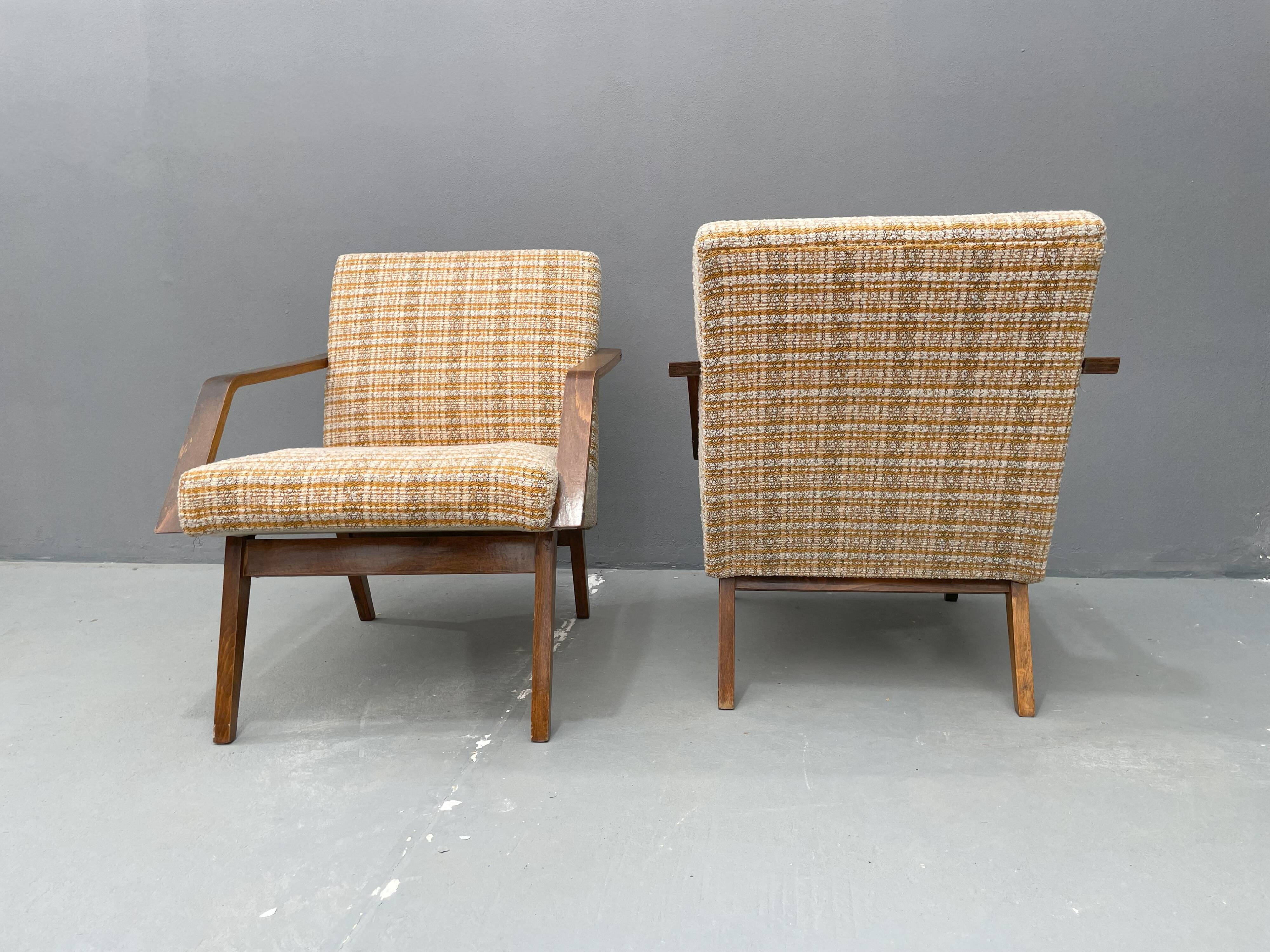 Paire de fauteuils vintage par MIER Topoľčany, 1970