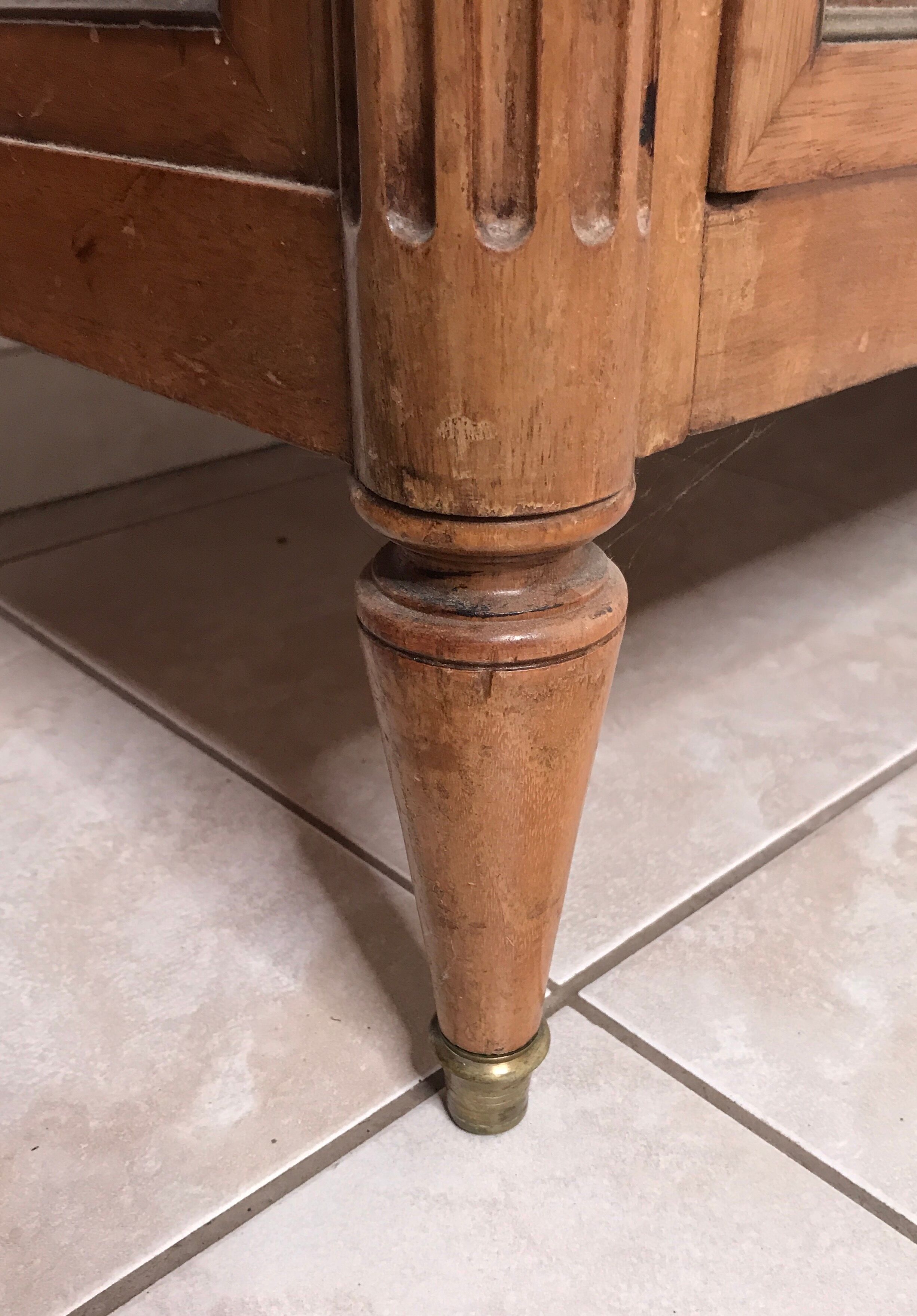Commode en acajou plateau marbre blanc