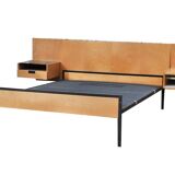 Bed Cees Braakman for Pastoe