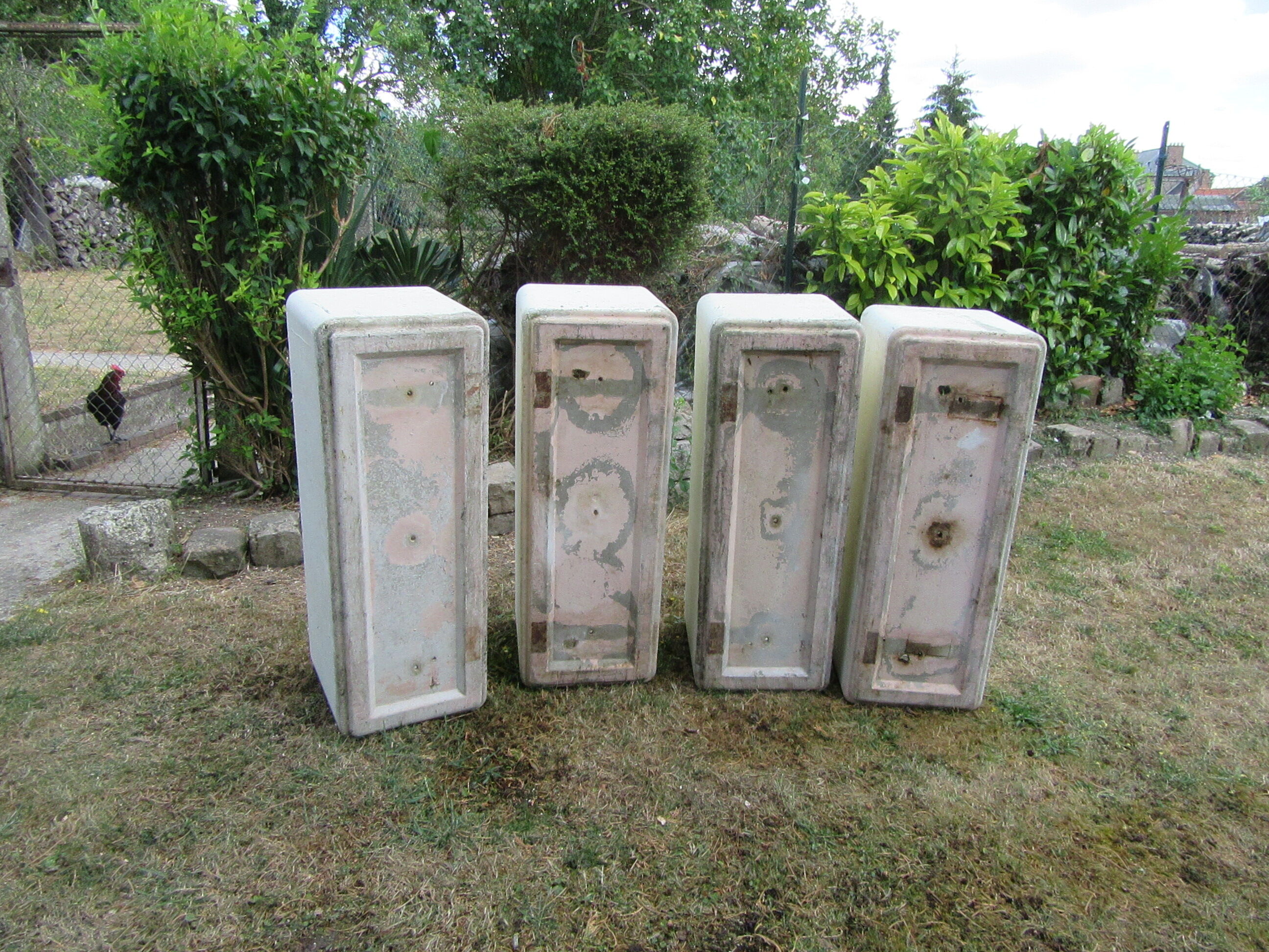 Lot de 4 jardinières en eternit