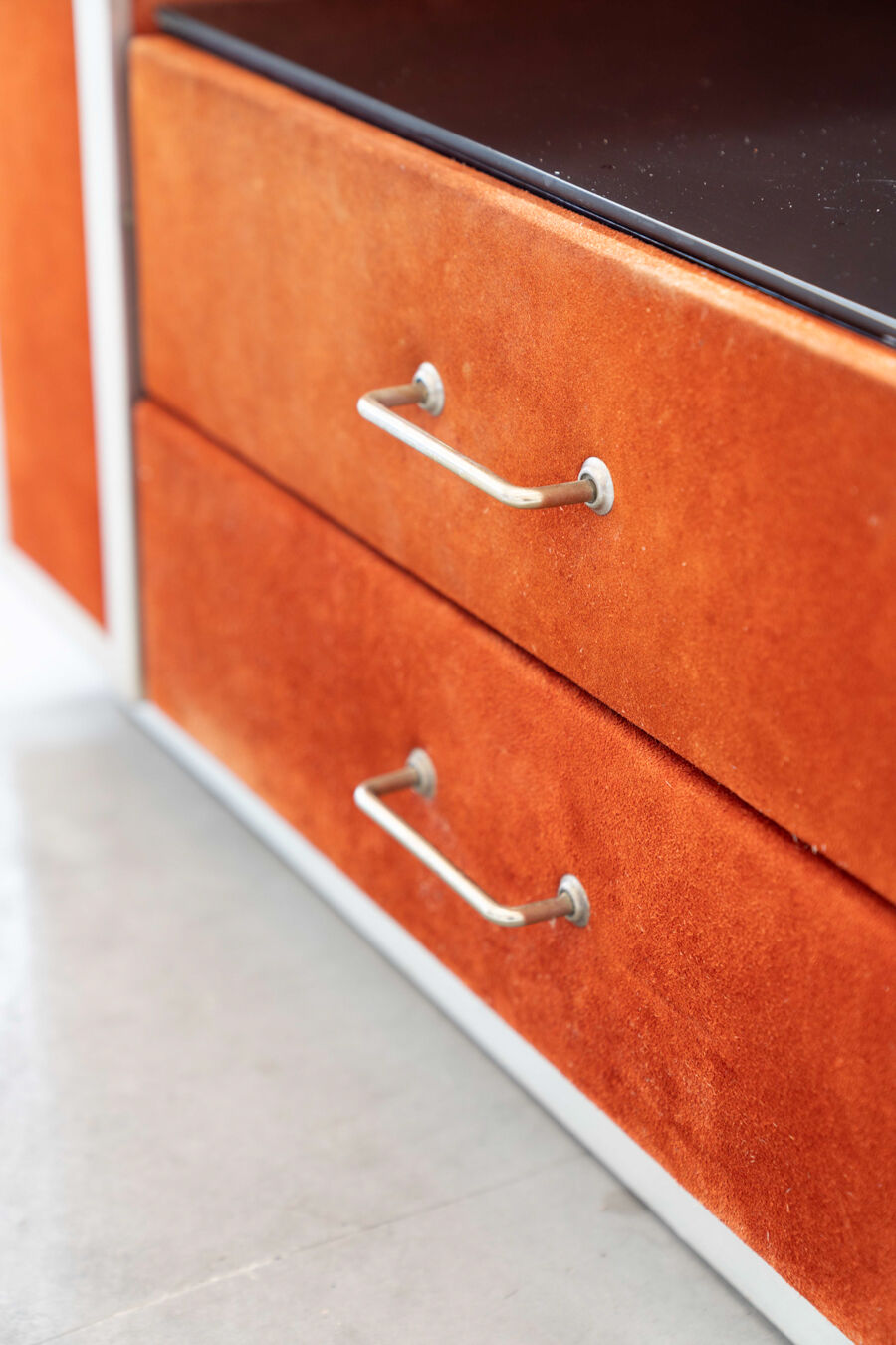 Alcantara chest of drawers, 70s