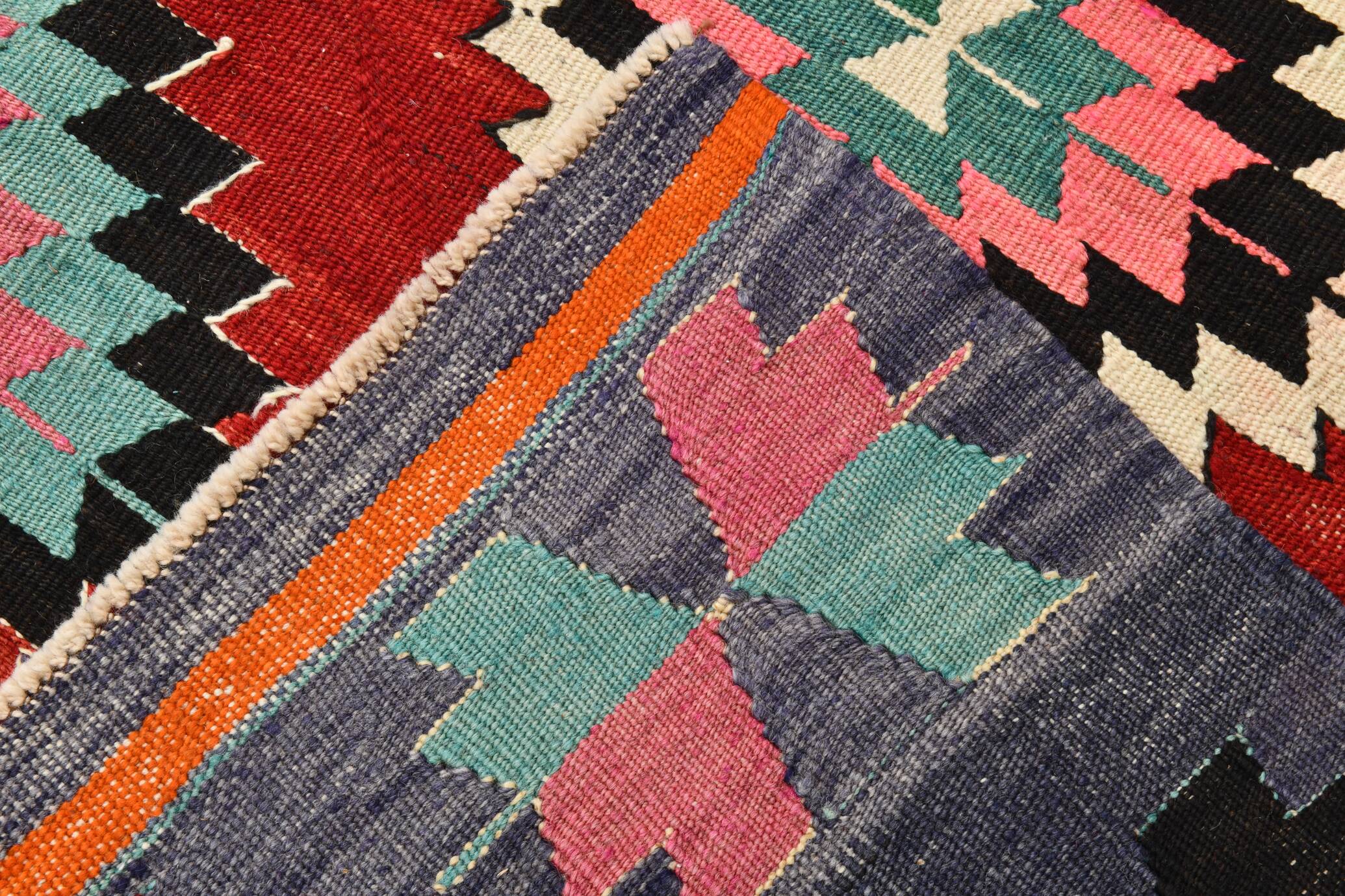 5x9 Red & Green Geometric Tribal Vintage Kilim Rug, 170x267Cm