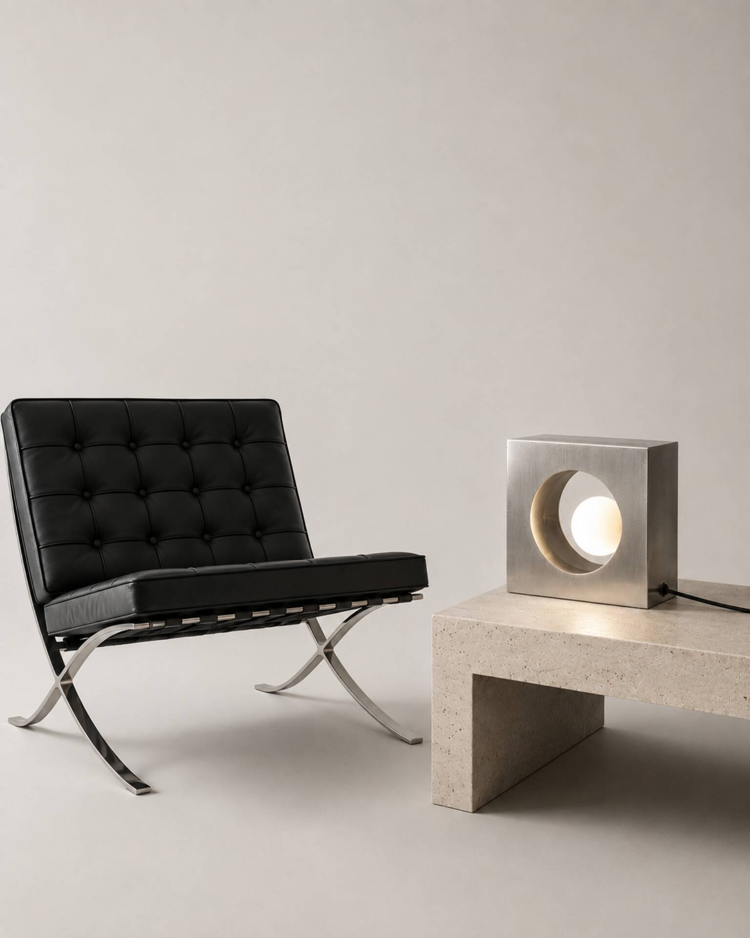 Minimalist design lamp in brushed metal – sculptural piece