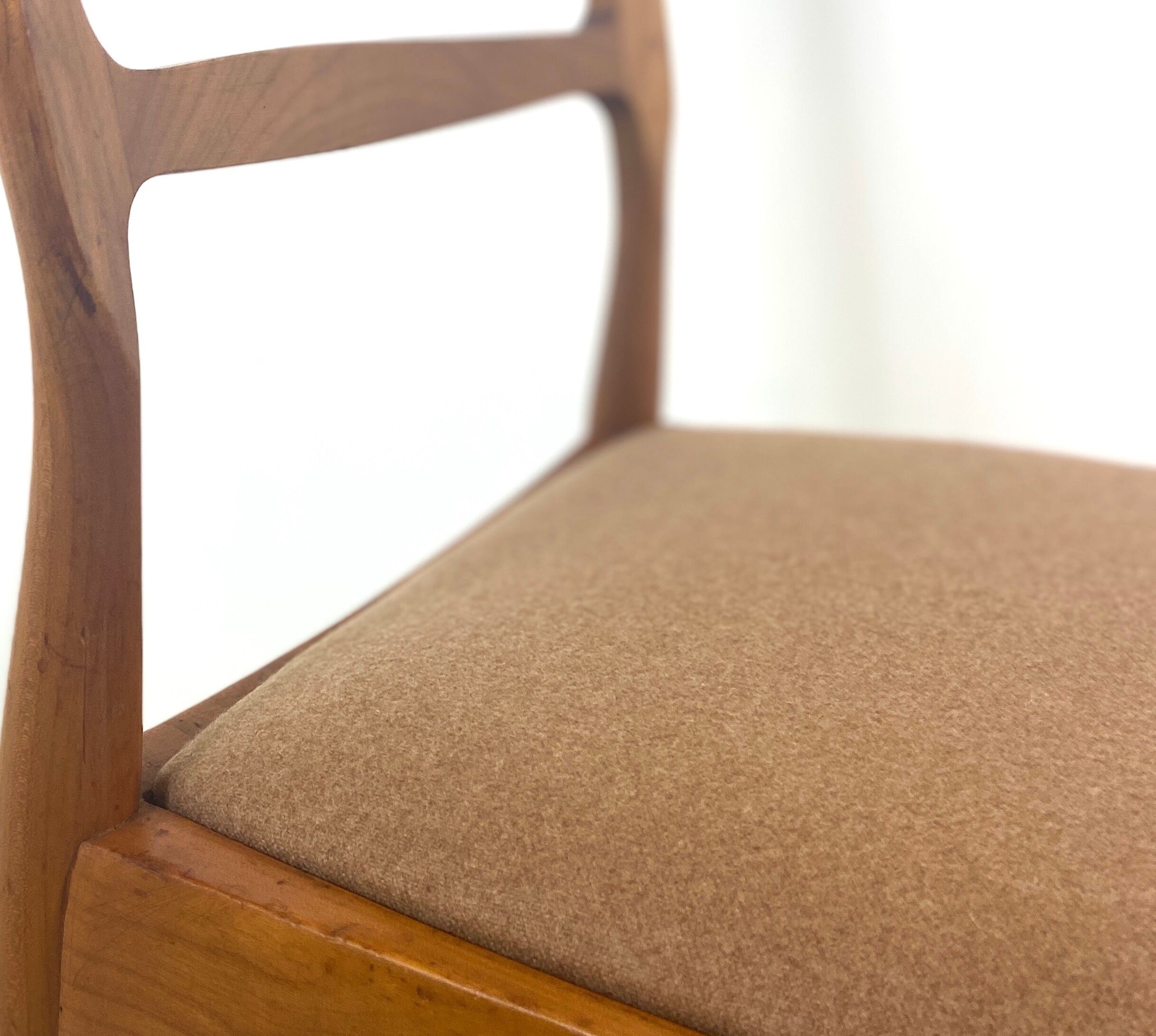 Set of 4 Casala chairs