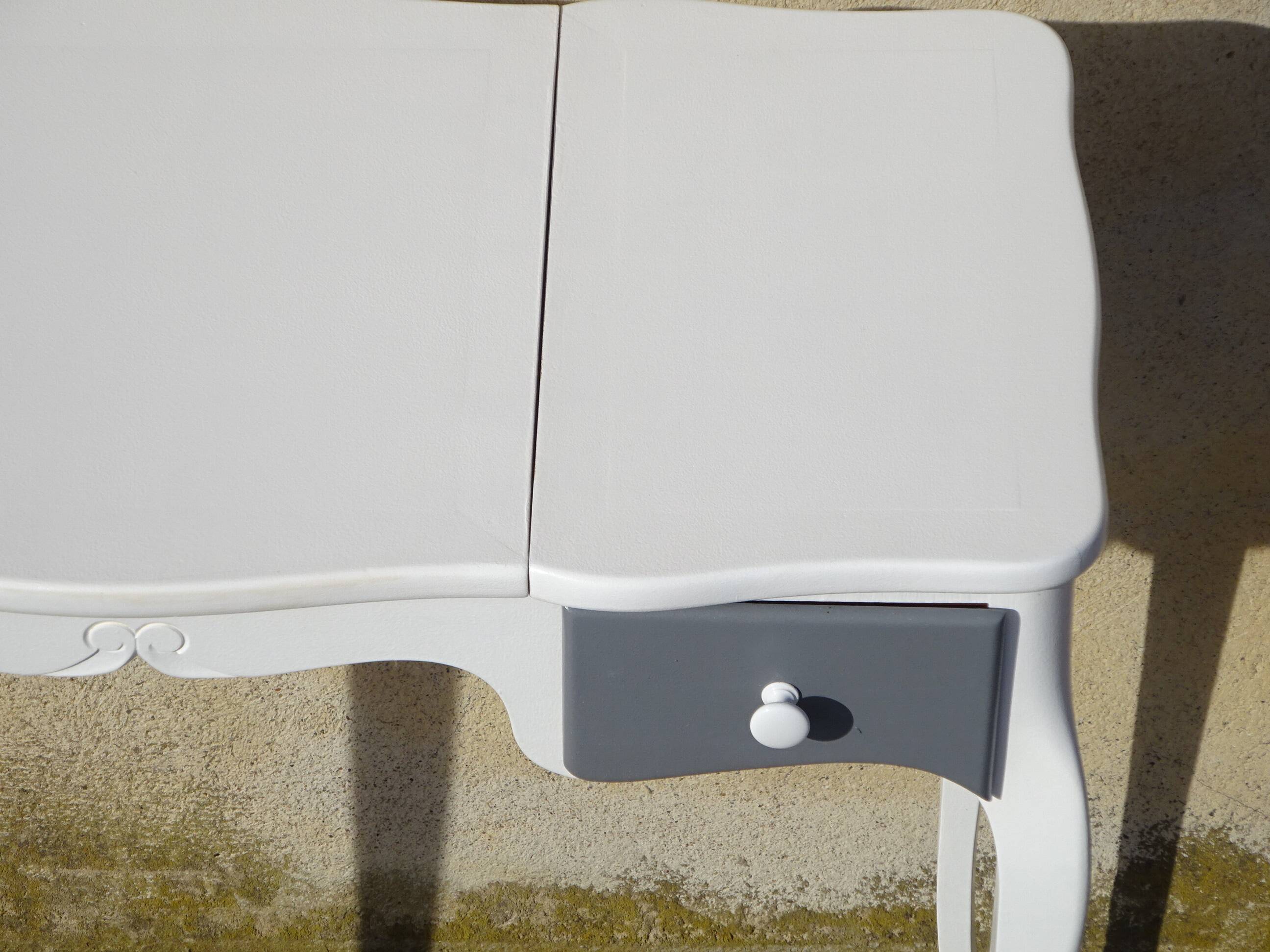 Small white and grey wooden dressing table