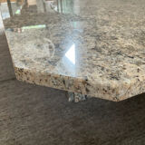 Grande tabe basse vintage minimaliste en granit