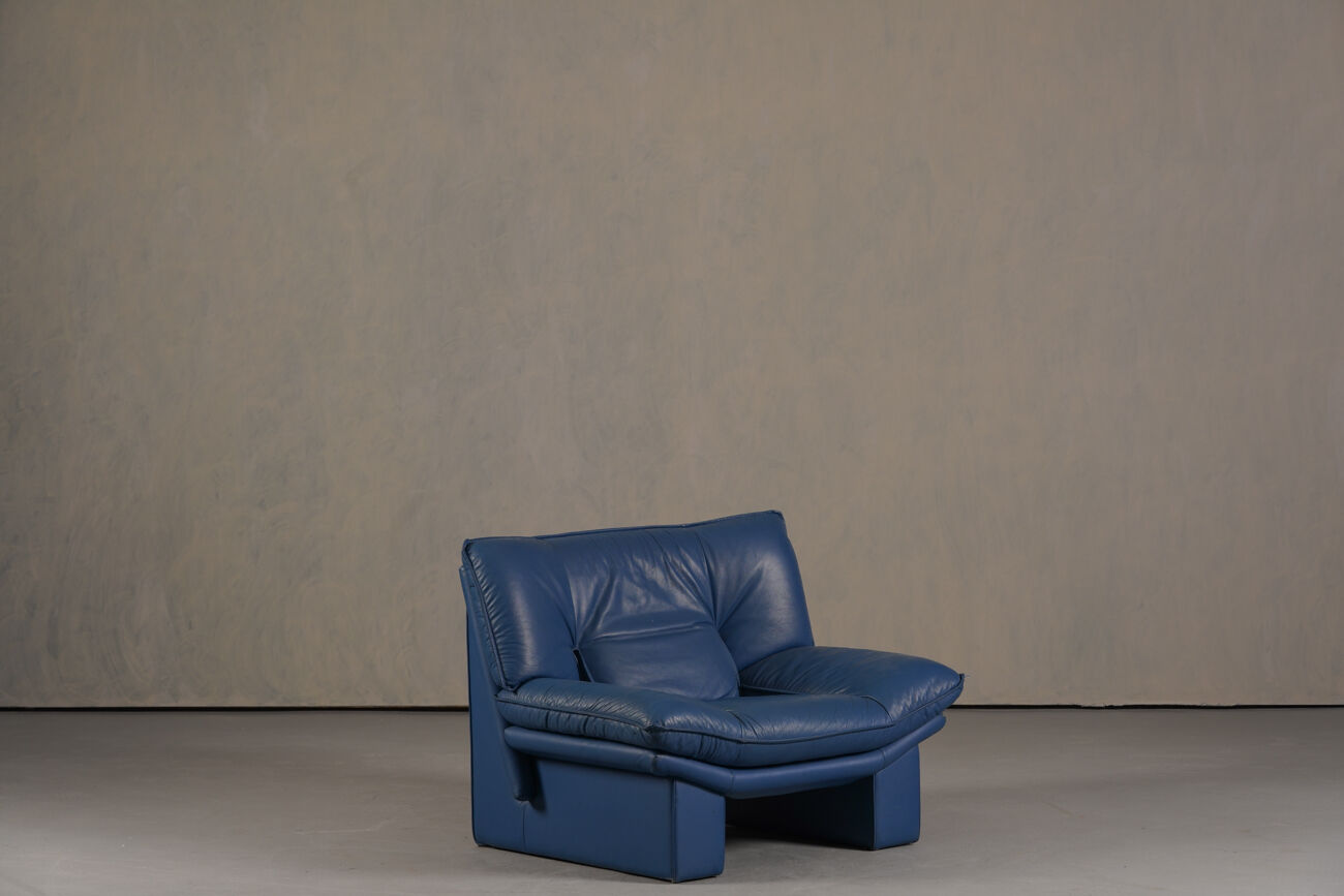 Nicoletti Salotti post-modern leather sofa, Italy 1980’s
