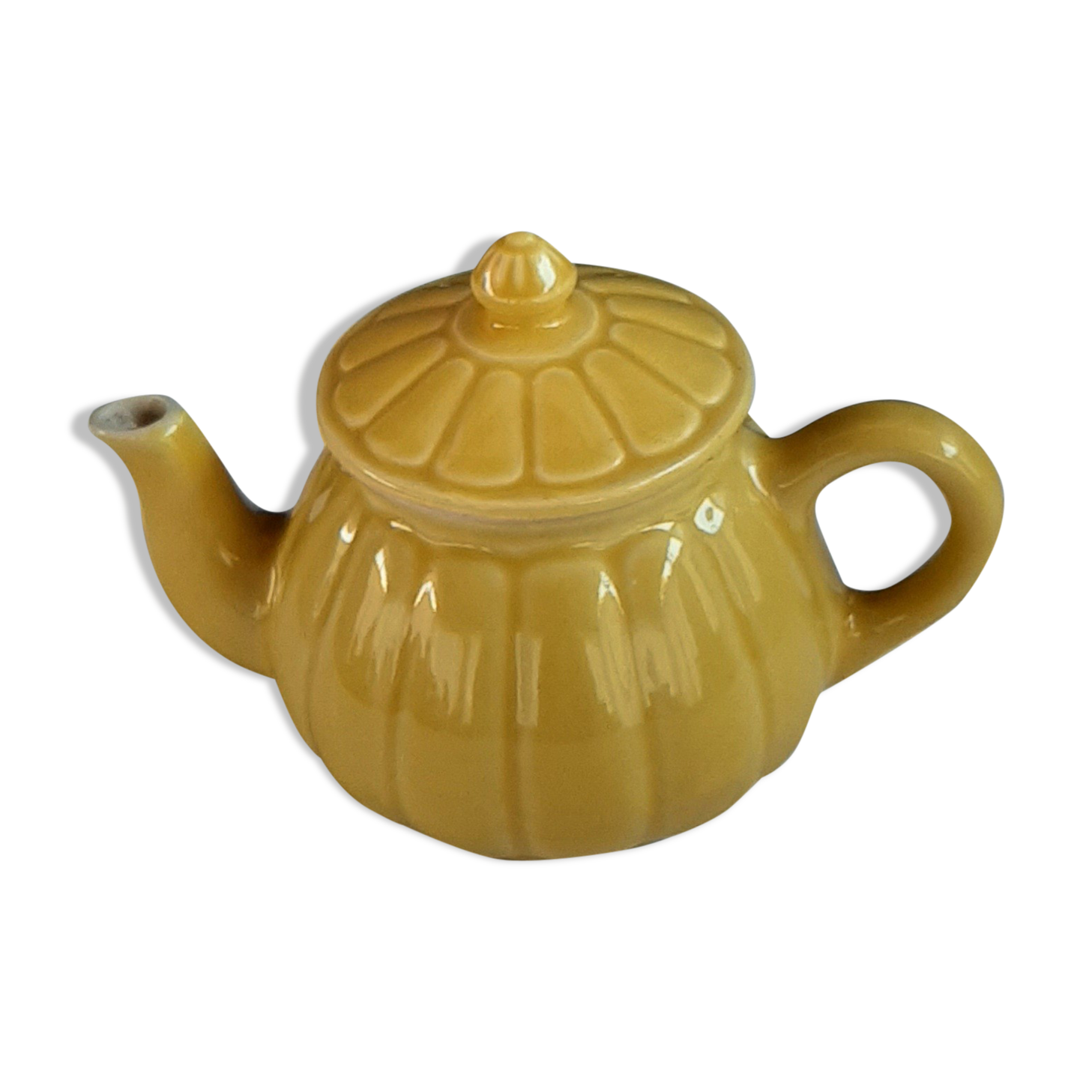 Yellow teapot