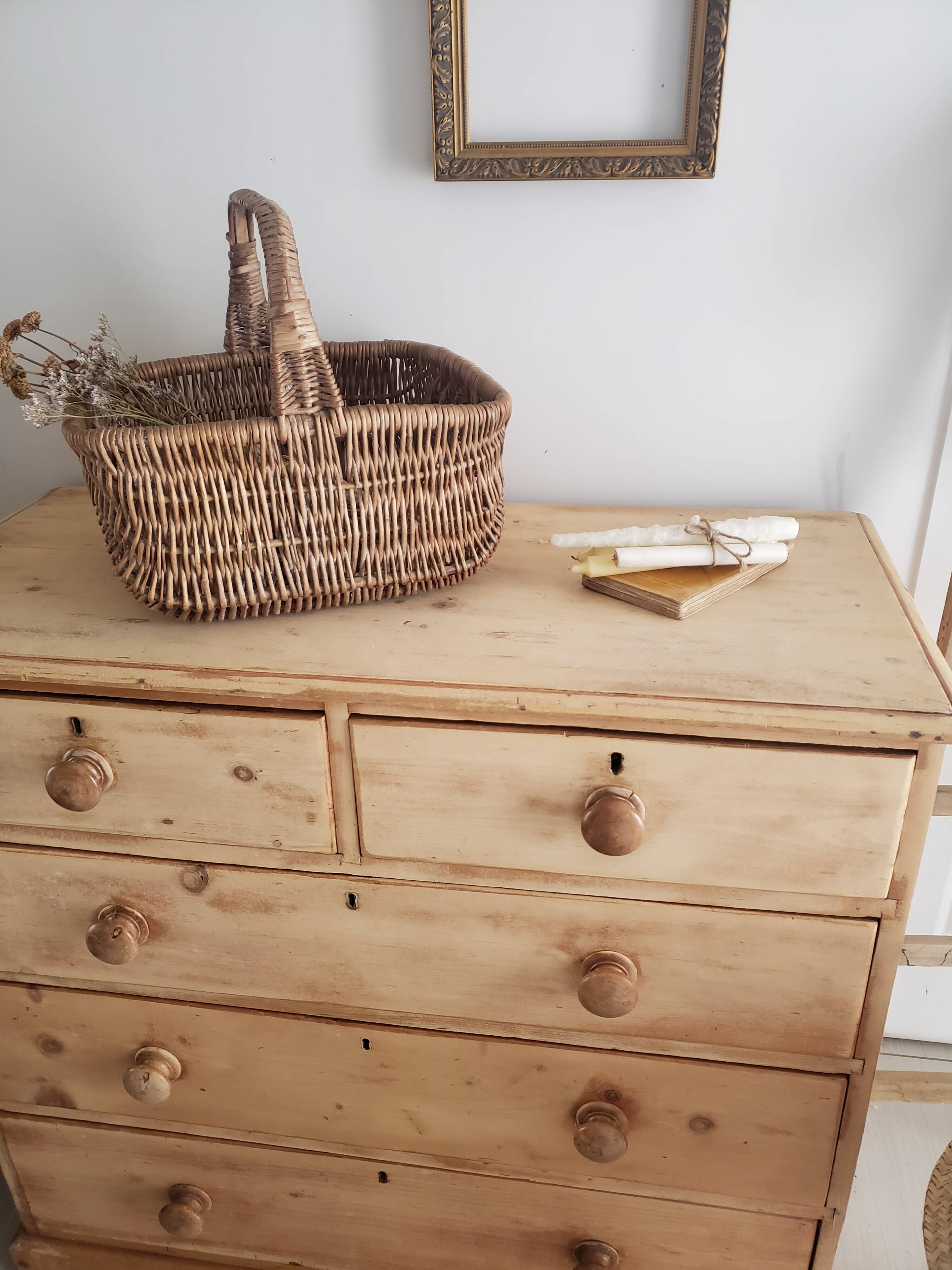 English chest of drawers