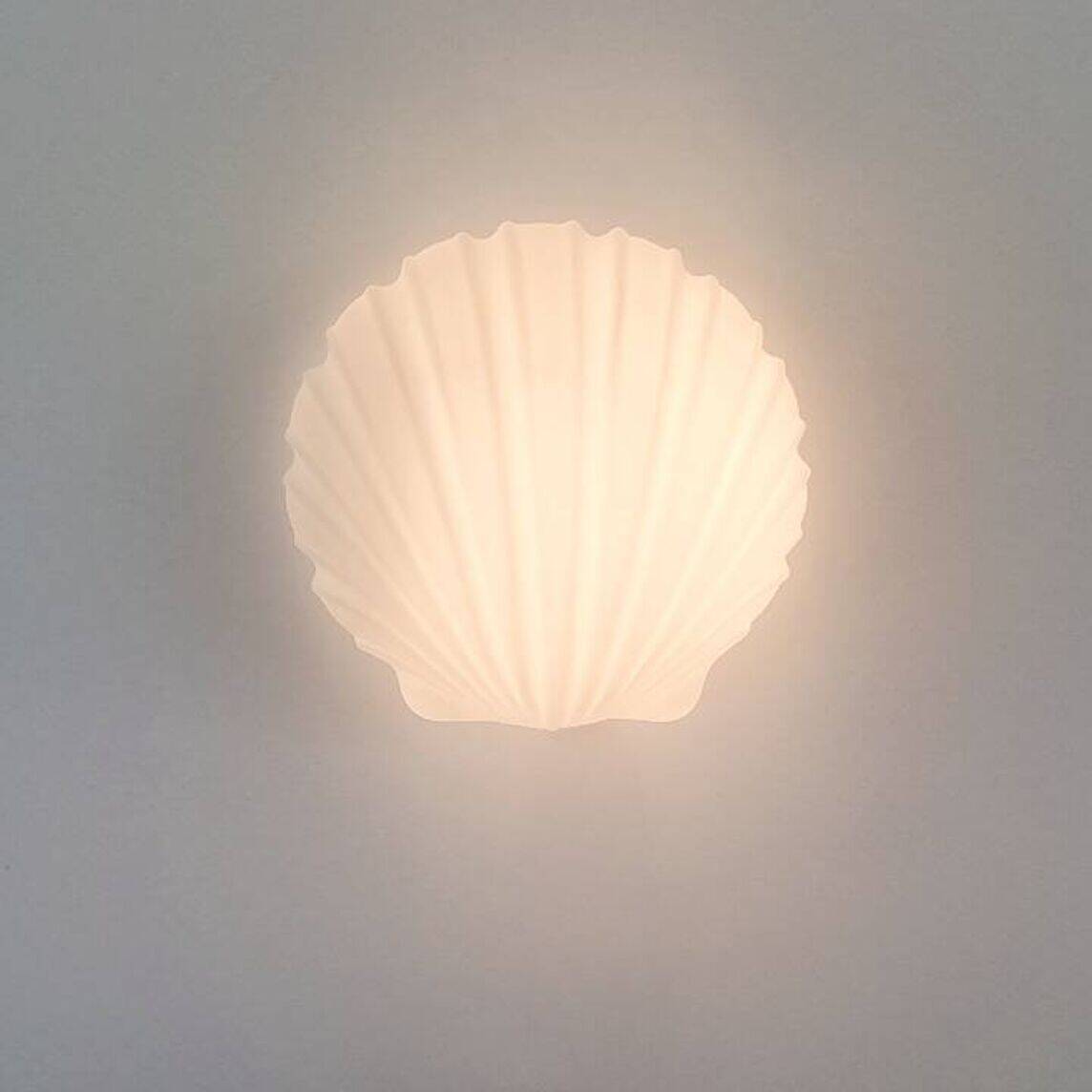 Two wall sconces in opal glass in the shape of seashells, Germany 1970