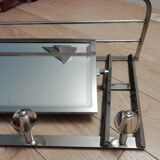 Coat/mirror/chrome door