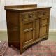 Buffet anglais en chêne des années 1950