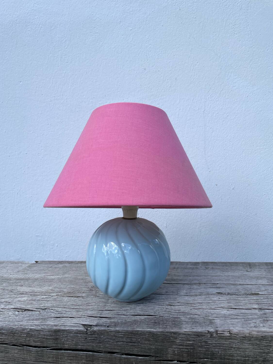 Romantic blue and pink ceramic lamp