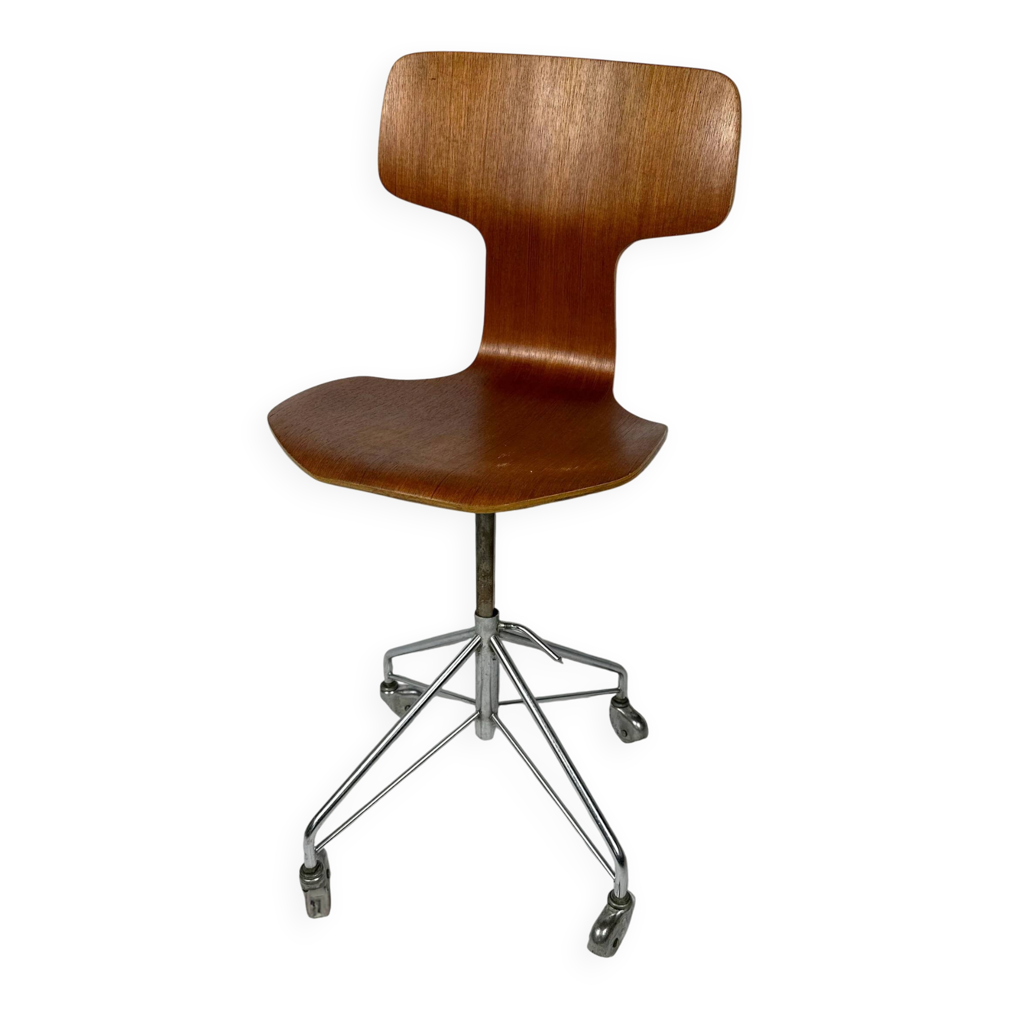Vintage office chair 3113 by Arne Jacobsen for Fritz Hansen (1971)