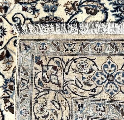 Persian Oriental Carpet NAÏN Wool and Silk: 3.20 X 2.10 Metres "Sardje Gallery"