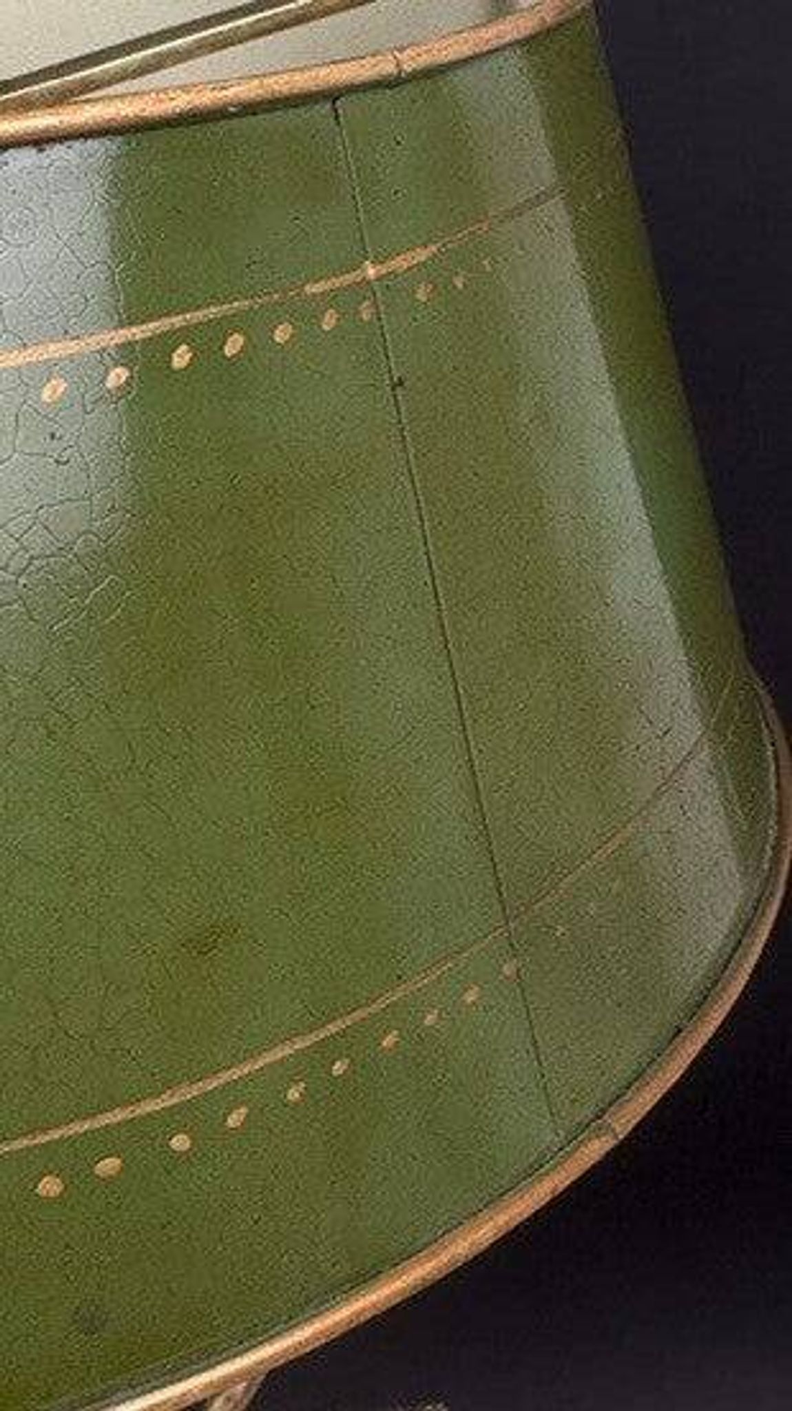 Bronze bouillotte lamp from the 19th century.