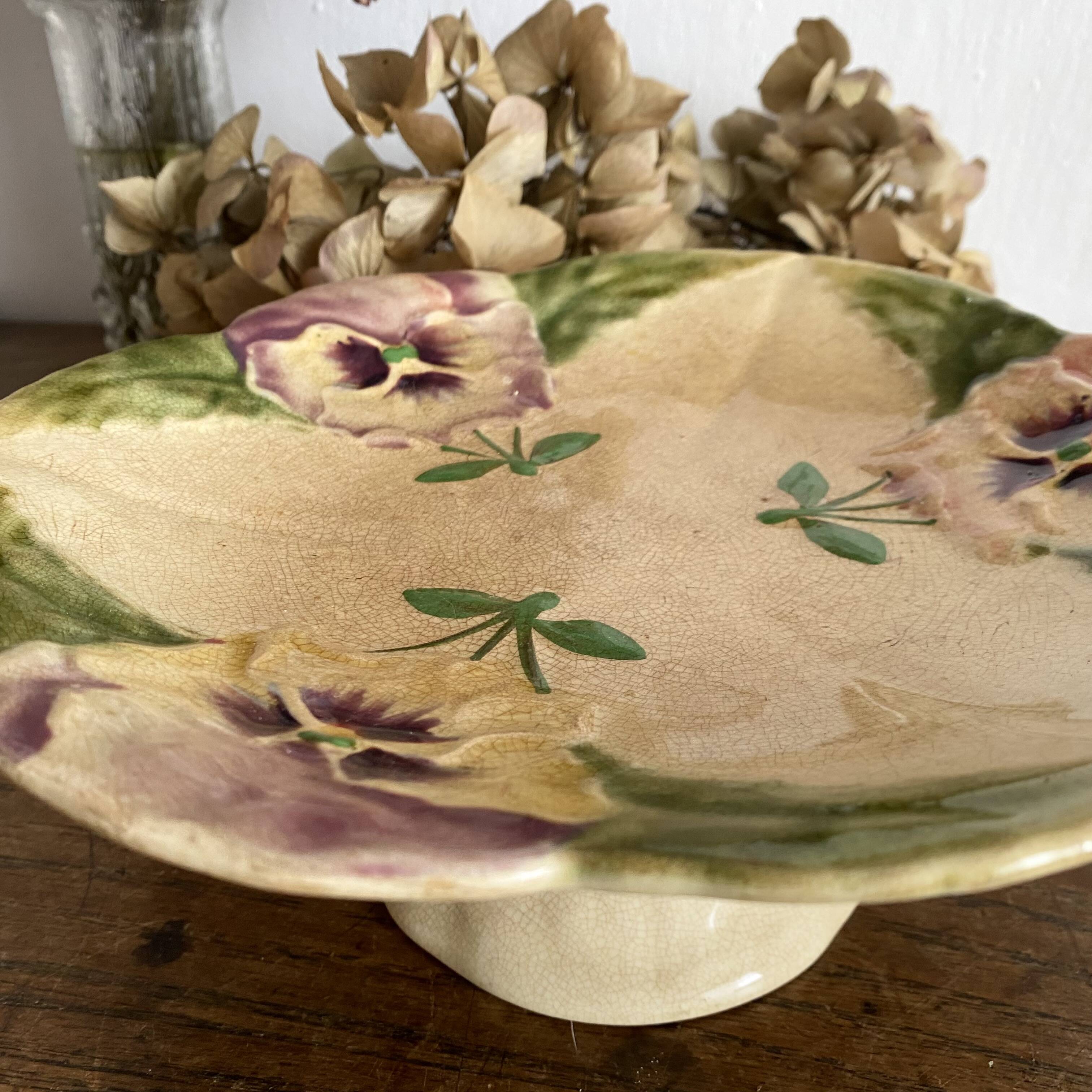 Footed dish in slip, pansy compote dish, Choisy le Roi