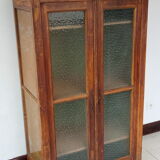 Old showcase