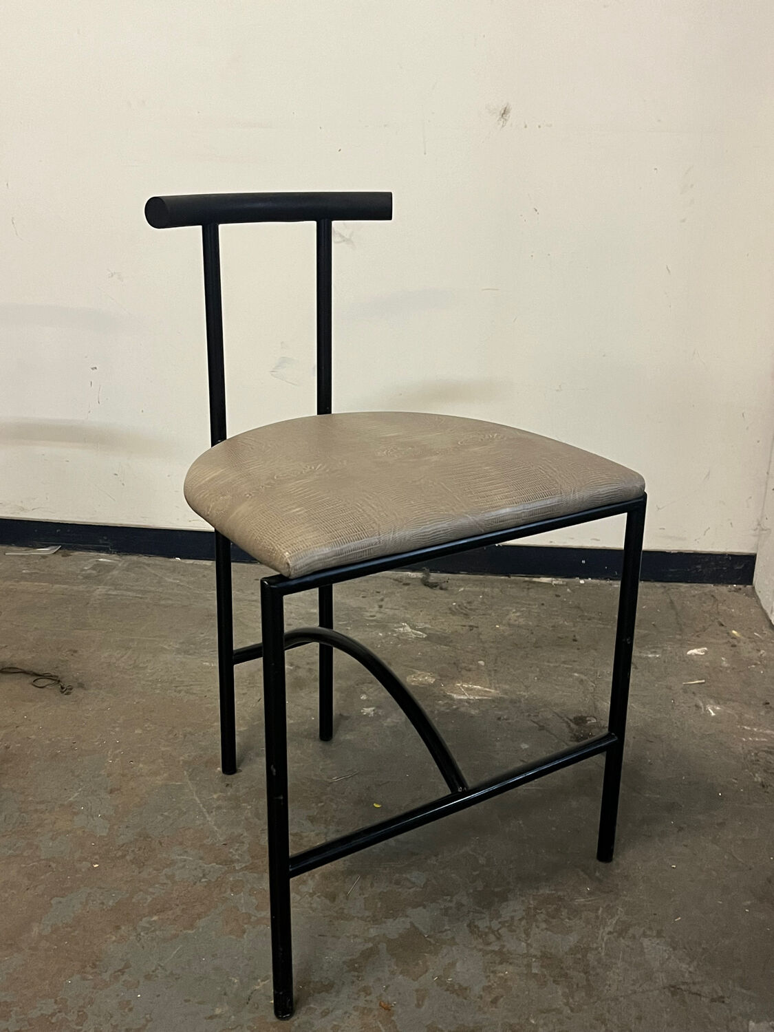 Tokyo chair by Rodney Kinsman 1980