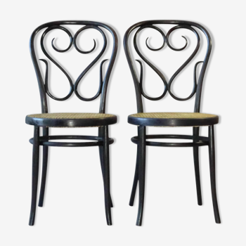 Deux chaises Café Daum cannées type N° 4 design de Thonet, édition italienne 1970