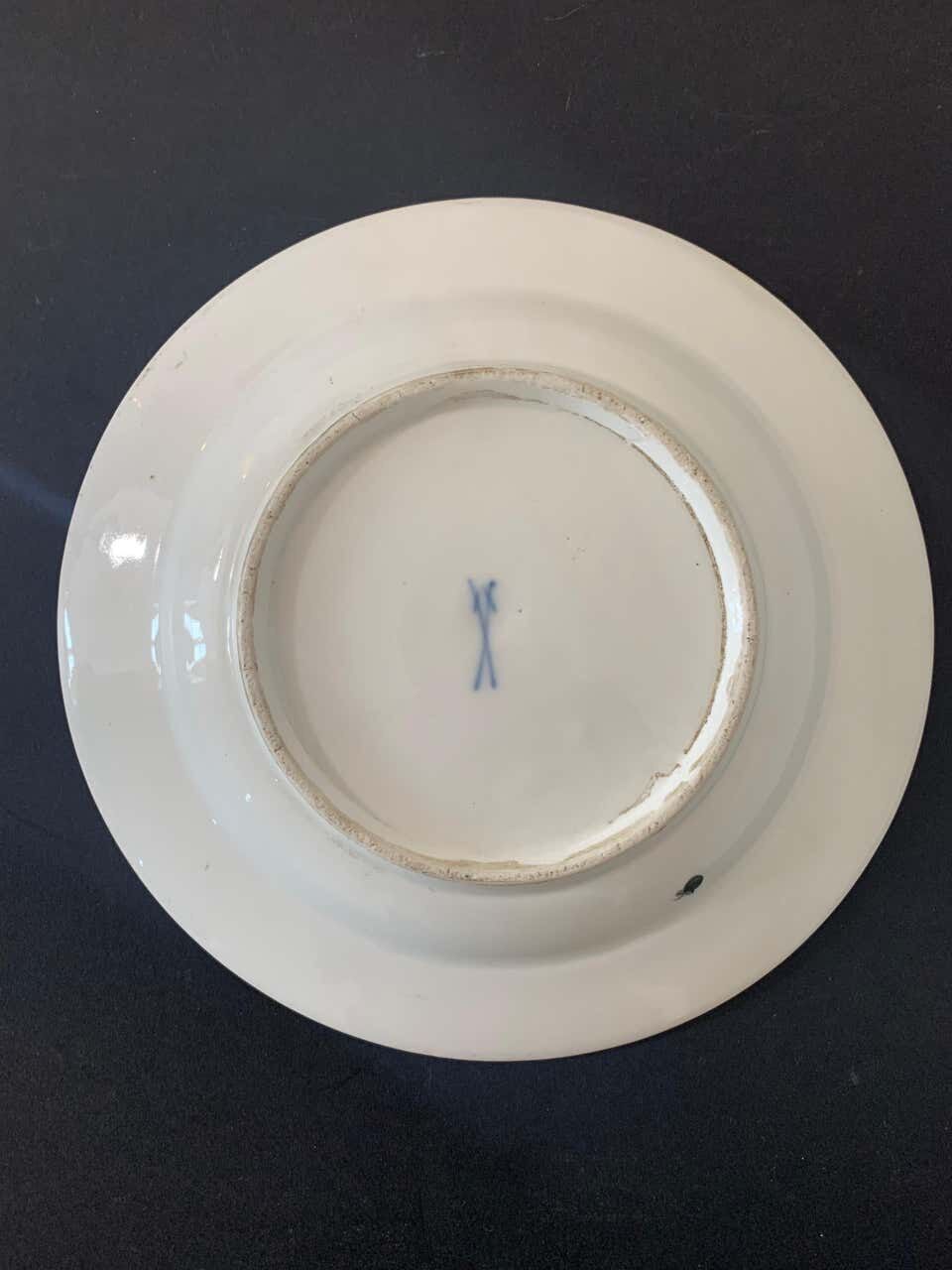 Chinese porcelain plate of the 18th century indian company