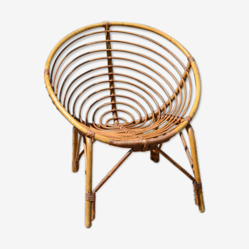 Rattan basket chair