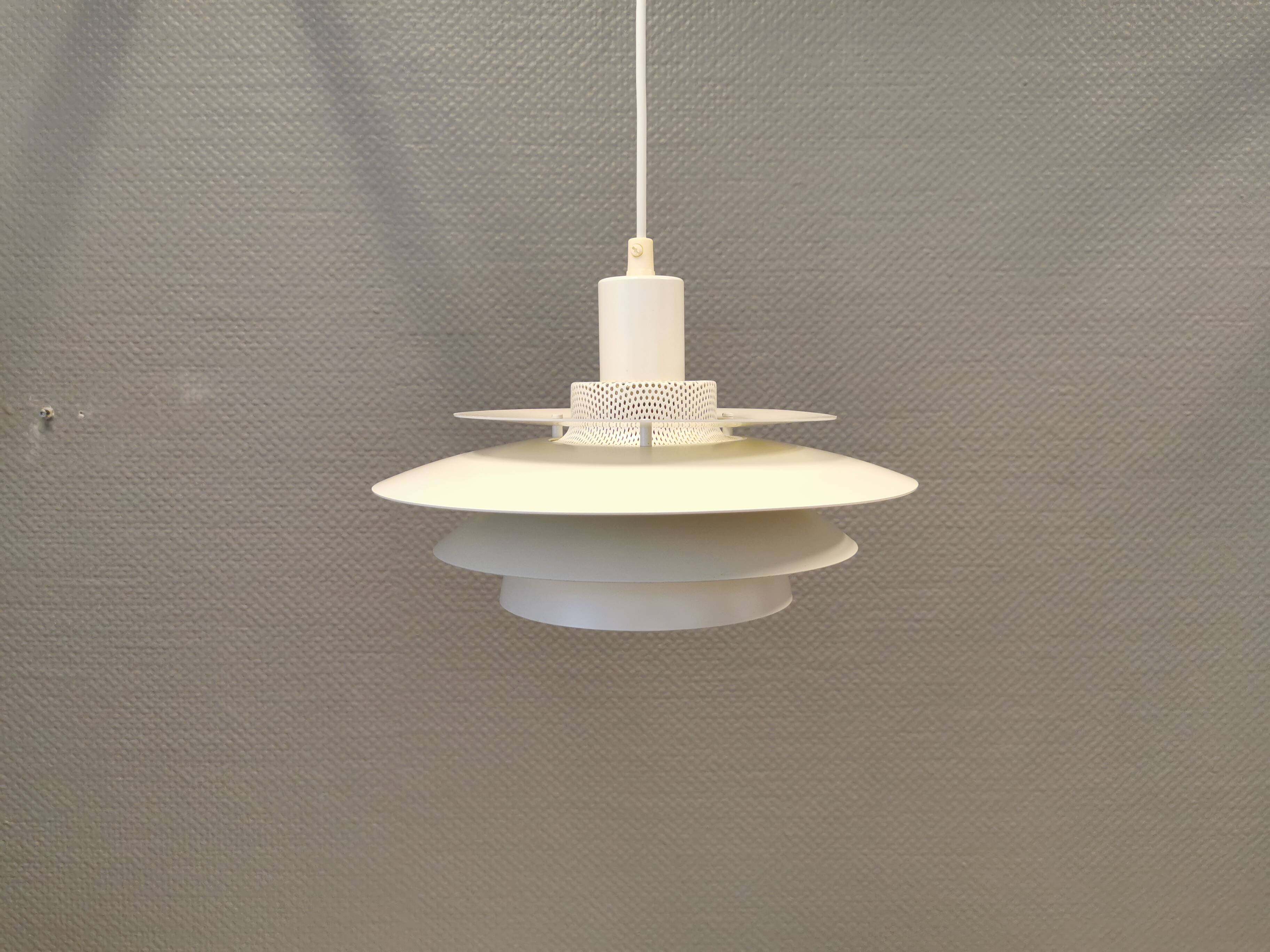 Jeka hanging lamp model 8031-P, in original white lacquer.
