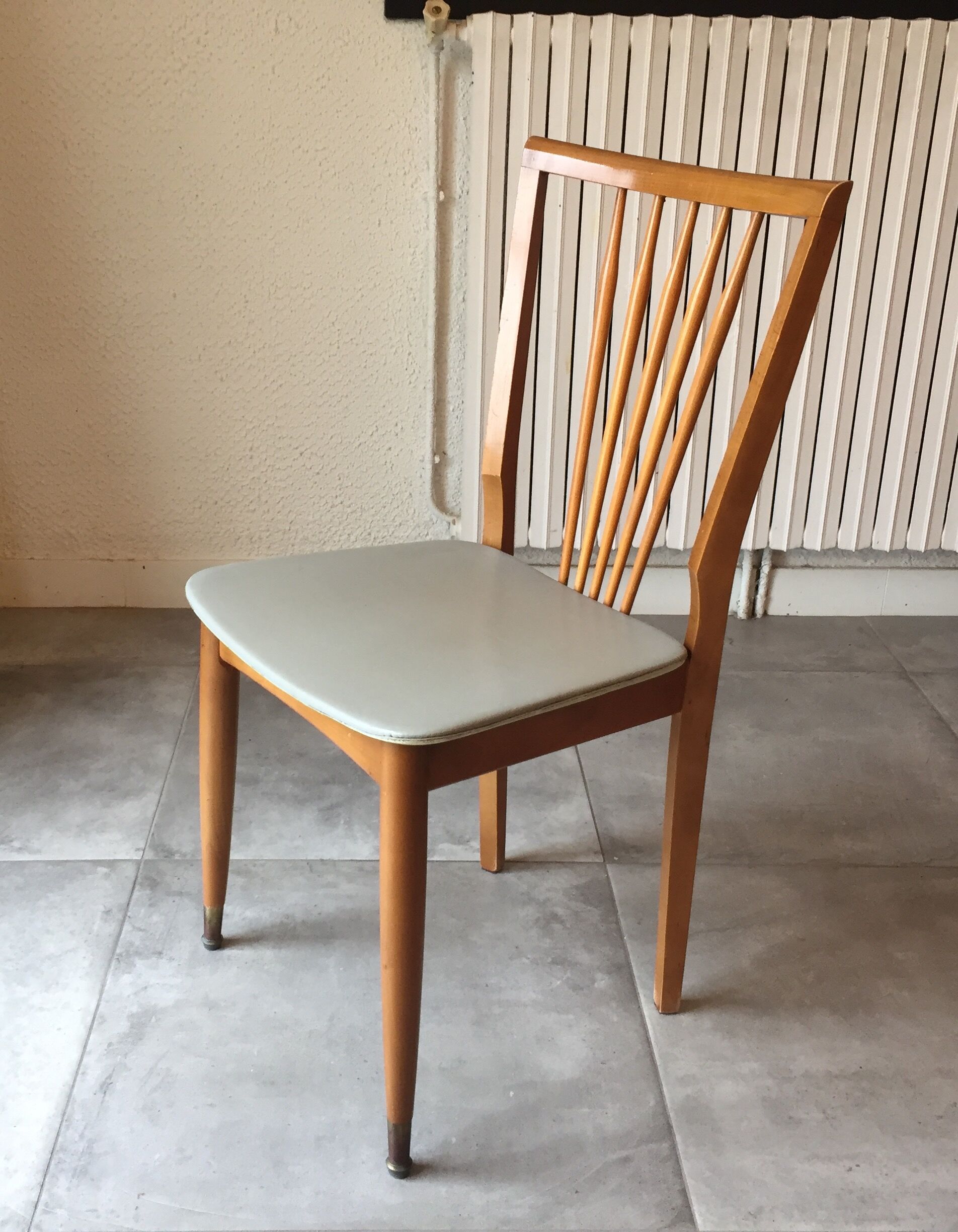 6 Scandinavian design chairs from the 60s