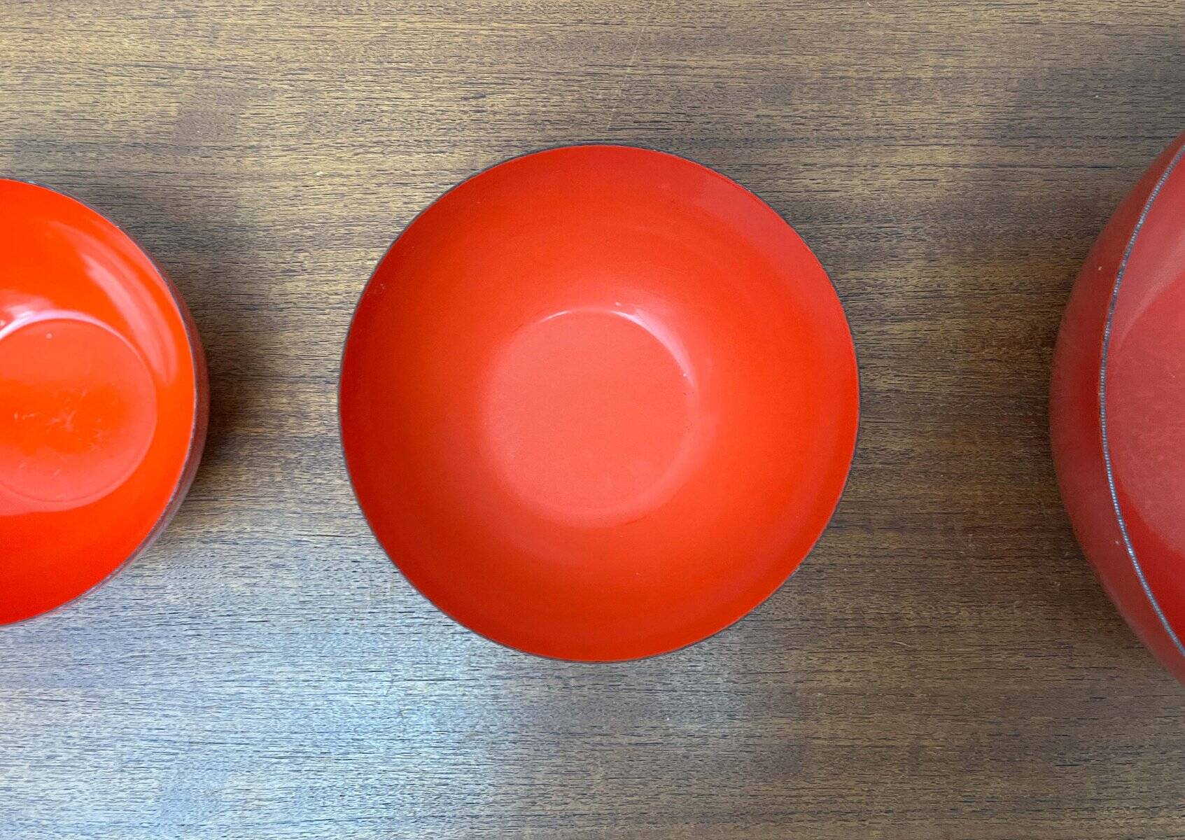 Modern mid-century red enamel bowl sets by Kaj Franck for Finel, Finland, 1960s, set of 4.