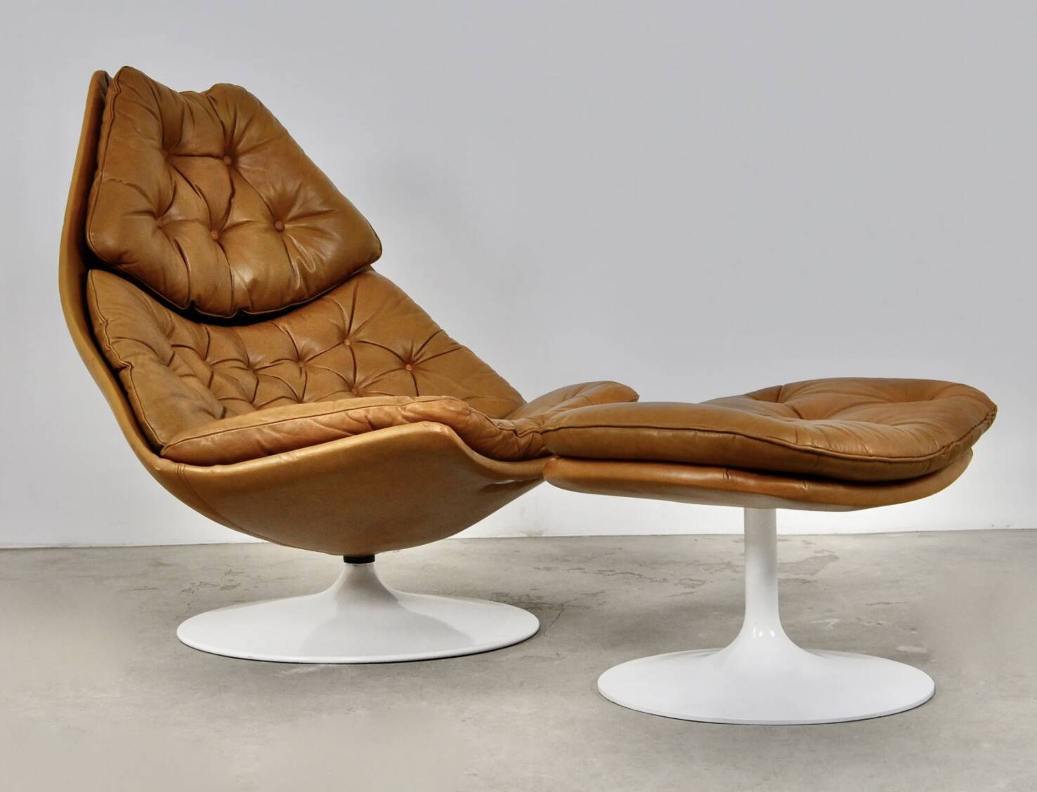 Swivel armchair and footrest FS588 by Geoffrey Harcourt for Artifort