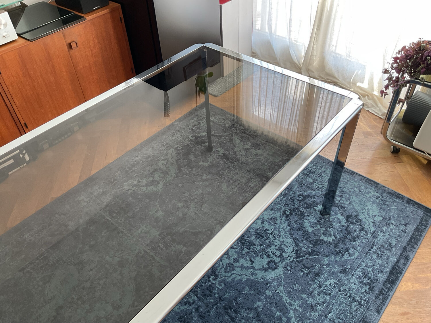 Table à manger chromée design et production par Fratelli Orsenigo