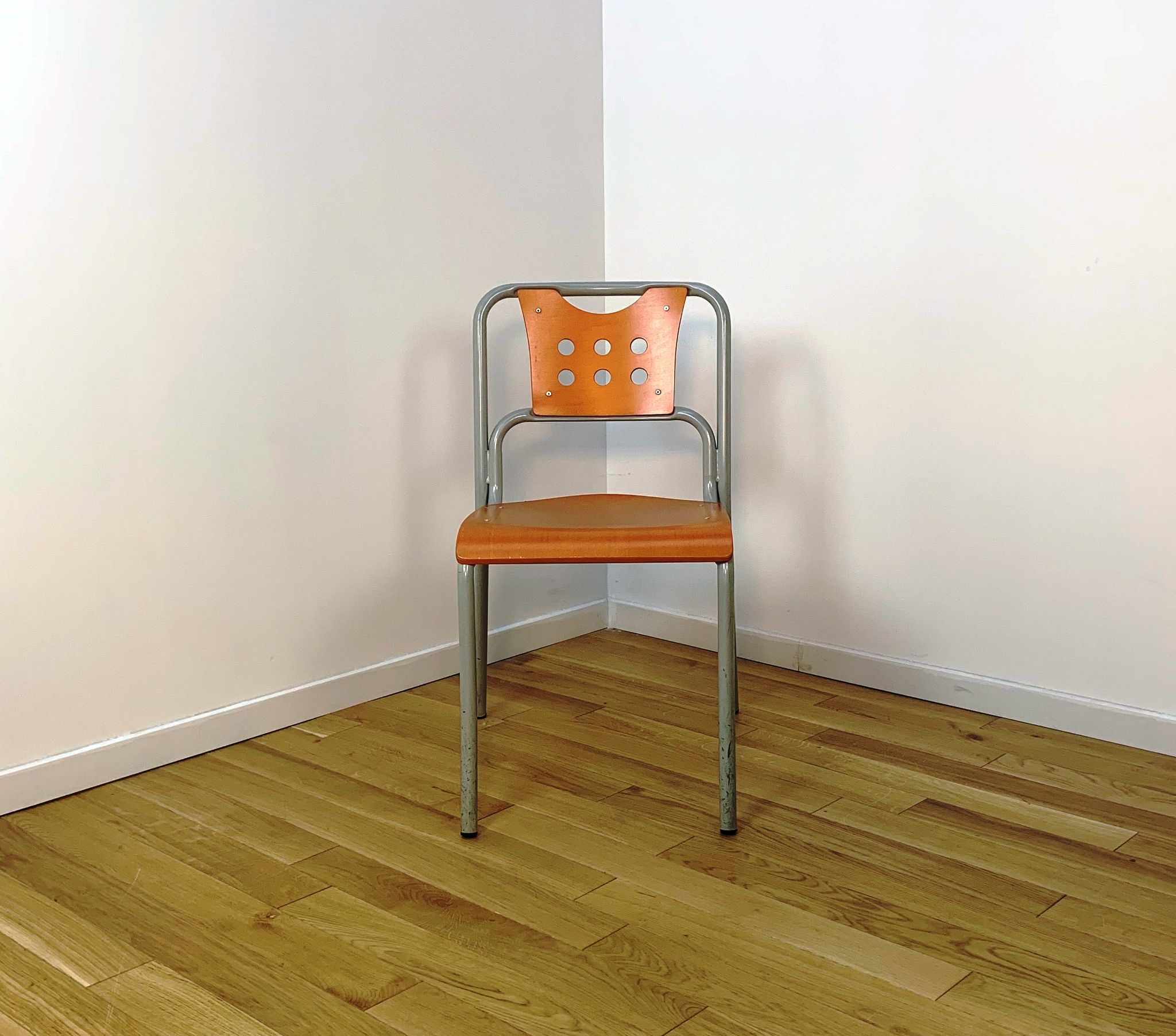 Vintage community chair