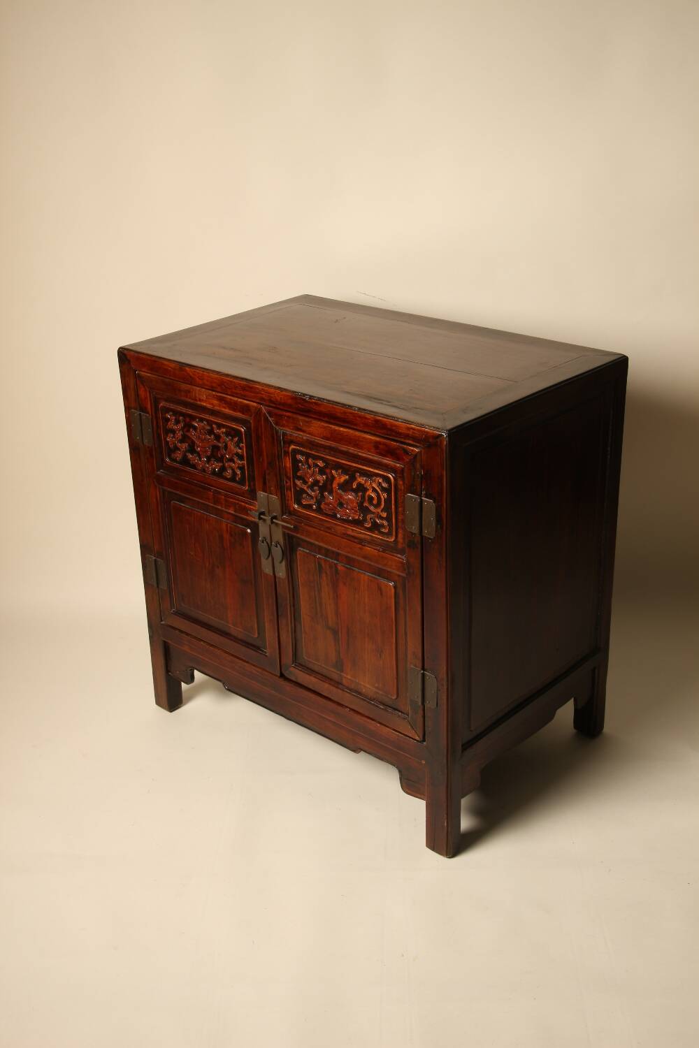 Two-piece buffet from Shanxi province