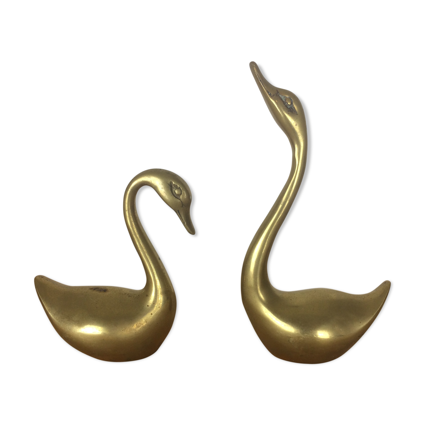 Couple of brass swans