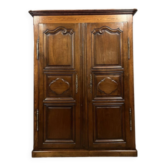 Armoire de valet style Louis XIV en bois massif