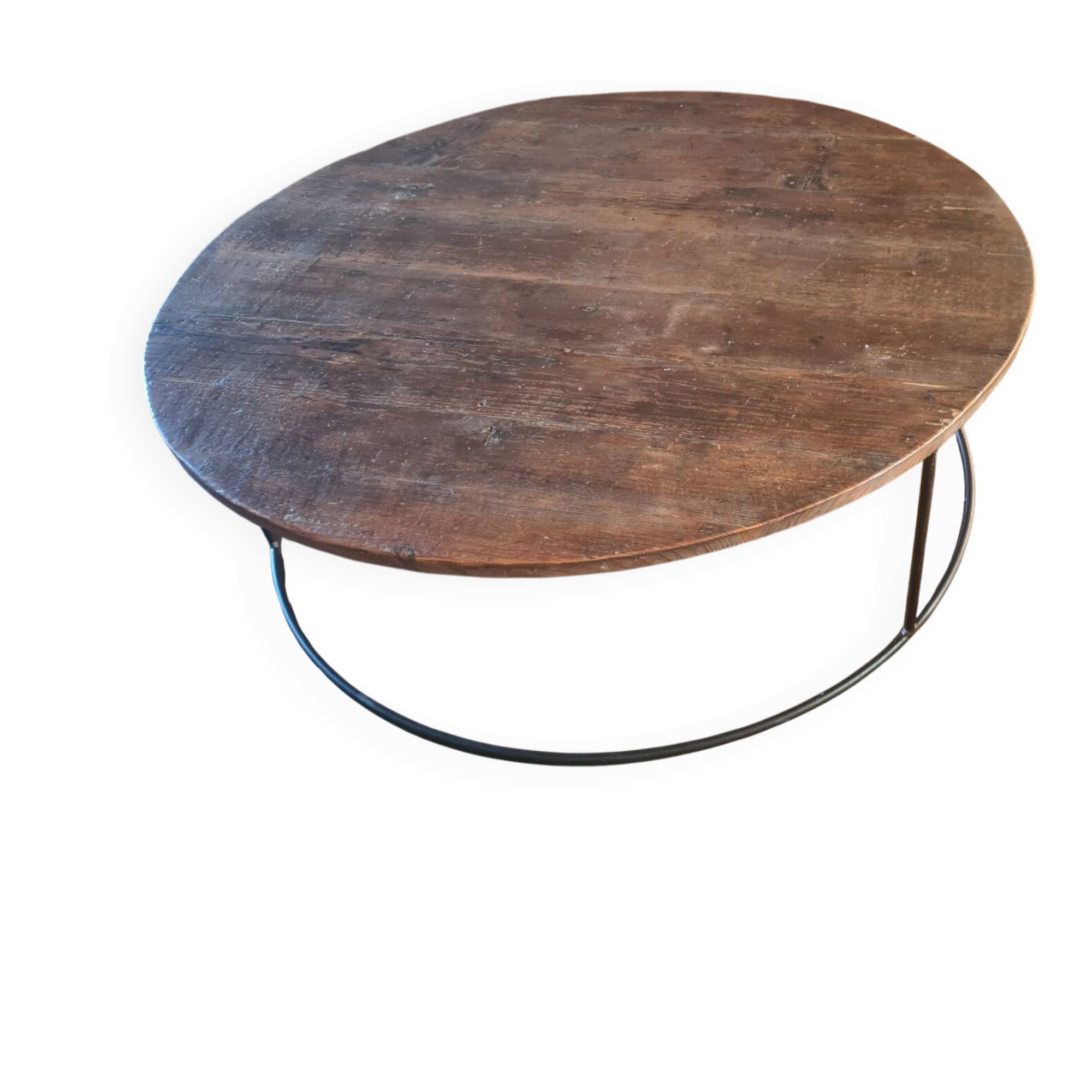 Large round coffee table in wood and wrought iron.